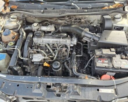 Серый Фольксваген Другая, объемом двигателя 1.9 л и пробегом 342 тыс. км за 1900 $, фото 2 на Automoto.ua