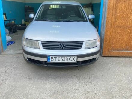 Серый Фольксваген Другая, объемом двигателя 1.8 л и пробегом 320 тыс. км за 2900 $, фото 1 на Automoto.ua