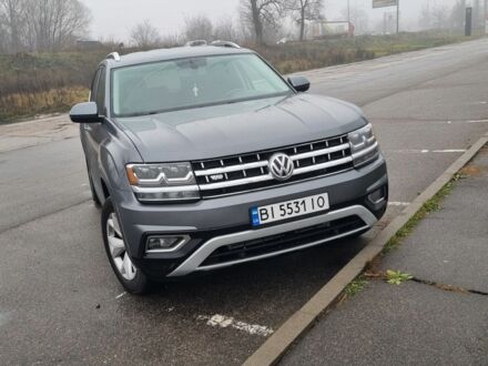 Сірий Фольксваген Інша, об'ємом двигуна 3.6 л та пробігом 221 тис. км за 19700 $, фото 1 на Automoto.ua