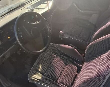 Синій Фольксваген Інша, об'ємом двигуна 1.3 л та пробігом 300 тис. км за 550 $, фото 4 на Automoto.ua