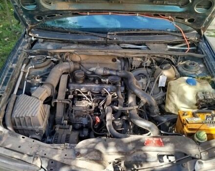 Зеленый Фольксваген Другая, объемом двигателя 1.9 л и пробегом 300 тыс. км за 1200 $, фото 1 на Automoto.ua