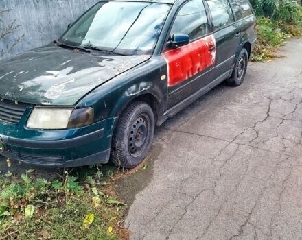 Зеленый Фольксваген Другая, объемом двигателя 1.6 л и пробегом 300 тыс. км за 500 $, фото 1 на Automoto.ua