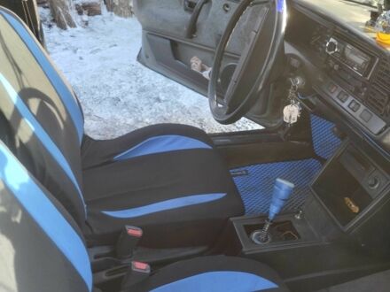 Зелений Фольксваген Інша, об'ємом двигуна 1.6 л та пробігом 244 тис. км за 600 $, фото 1 на Automoto.ua