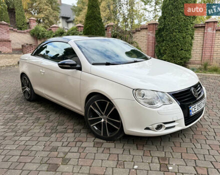 Белый Фольксваген Эос, объемом двигателя 1.39 л и пробегом 104 тыс. км за 8700 $, фото 12 на Automoto.ua