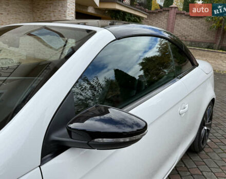 Белый Фольксваген Эос, объемом двигателя 1.39 л и пробегом 104 тыс. км за 8700 $, фото 36 на Automoto.ua