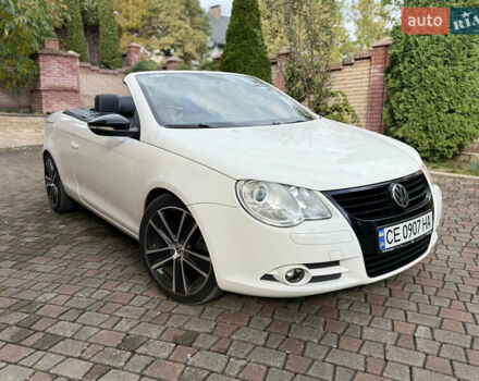 Белый Фольксваген Эос, объемом двигателя 1.39 л и пробегом 104 тыс. км за 8700 $, фото 3 на Automoto.ua