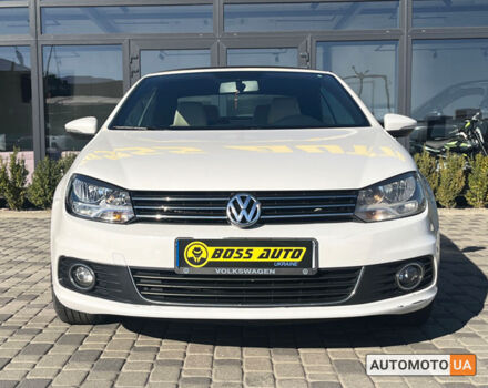 Белый Фольксваген Эос, объемом двигателя 2 л и пробегом 180 тыс. км за 9300 $, фото 1 на Automoto.ua