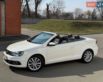 Фольксваген Еос 2011 у Борисполе на Automoto.ua Білий Фольксваген Еос, об'ємом двигуна 2 л та пробігом 198 тис. км за 7600 $, фото 5 на Automoto.ua