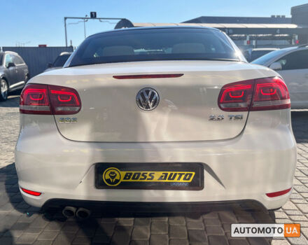 Белый Фольксваген Эос, объемом двигателя 2 л и пробегом 180 тыс. км за 9300 $, фото 5 на Automoto.ua