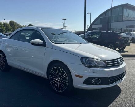 Фольксваген Эос 2015 в Кривом Роге на Automoto.ua Белый Фольксваген Эос, объемом двигателя 2 л и пробегом 70 тыс. км за 6000 $, фото 1 на Automoto.ua