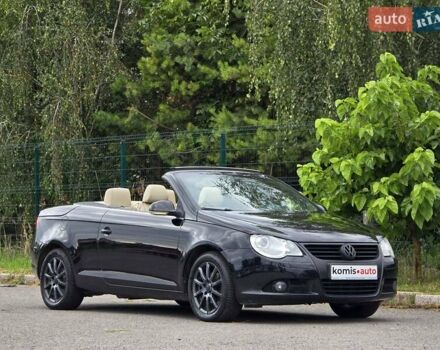 Чорний Фольксваген Еос, об'ємом двигуна 2 л та пробігом 124 тис. км за 6199 $, фото 38 на Automoto.ua