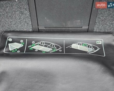 Чорний Фольксваген Еос, об'ємом двигуна 2 л та пробігом 124 тис. км за 6199 $, фото 28 на Automoto.ua