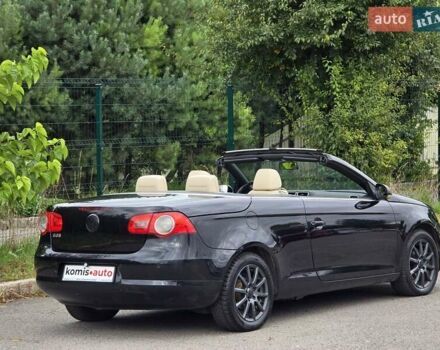 Чорний Фольксваген Еос, об'ємом двигуна 2 л та пробігом 124 тис. км за 6199 $, фото 40 на Automoto.ua