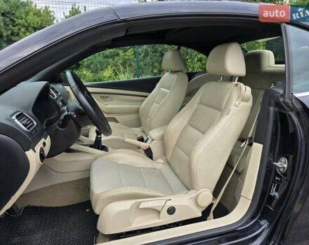 Чорний Фольксваген Еос, об'ємом двигуна 2 л та пробігом 124 тис. км за 6199 $, фото 34 на Automoto.ua