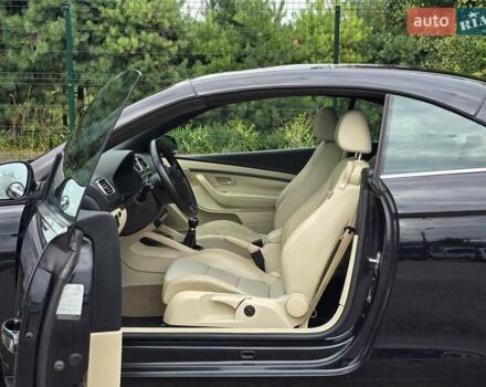 Чорний Фольксваген Еос, об'ємом двигуна 2 л та пробігом 124 тис. км за 6199 $, фото 33 на Automoto.ua