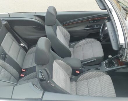 Чорний Фольксваген Еос, об'ємом двигуна 2 л та пробігом 266 тис. км за 7500 $, фото 7 на Automoto.ua