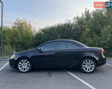 Чорний Фольксваген Еос, об'ємом двигуна 1.39 л та пробігом 209 тис. км за 7500 $, фото 11 на Automoto.ua