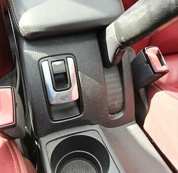 Черный Фольксваген Эос, объемом двигателя 1.4 л и пробегом 265 тыс. км за 8000 $, фото 12 на Automoto.ua