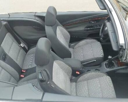 Чорний Фольксваген Еос, об'ємом двигуна 2 л та пробігом 266 тис. км за 7500 $, фото 7 на Automoto.ua