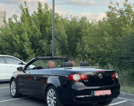 Чорний Фольксваген Еос, об'ємом двигуна 1.39 л та пробігом 209 тис. км за 7500 $, фото 6 на Automoto.ua