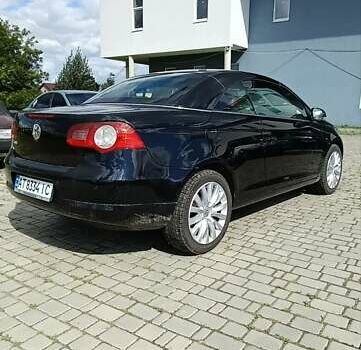 Черный Фольксваген Эос, объемом двигателя 1.4 л и пробегом 265 тыс. км за 8000 $, фото 3 на Automoto.ua