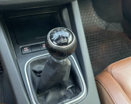 Чорний Фольксваген Еос, об'ємом двигуна 1.39 л та пробігом 209 тис. км за 7500 $, фото 21 на Automoto.ua