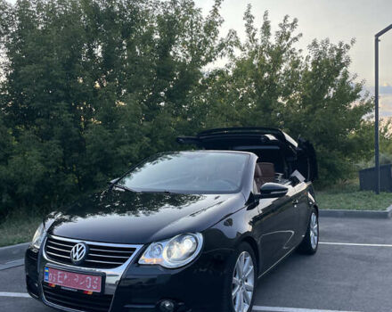 Чорний Фольксваген Еос, об'ємом двигуна 1.39 л та пробігом 209 тис. км за 7500 $, фото 9 на Automoto.ua