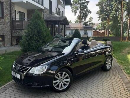 Черный Фольксваген Эос, объемом двигателя 3.2 л и пробегом 103 тыс. км за 9750 $, фото 1 на Automoto.ua