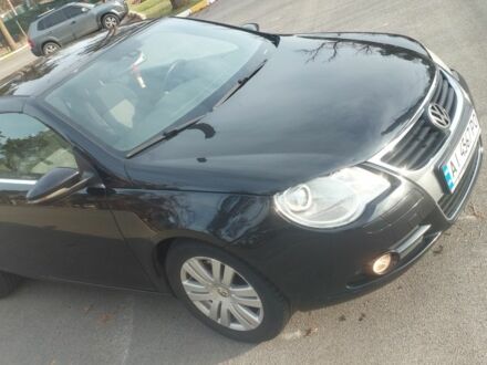 Черный Фольксваген Эос, объемом двигателя 2 л и пробегом 266 тыс. км за 7500 $, фото 1 на Automoto.ua