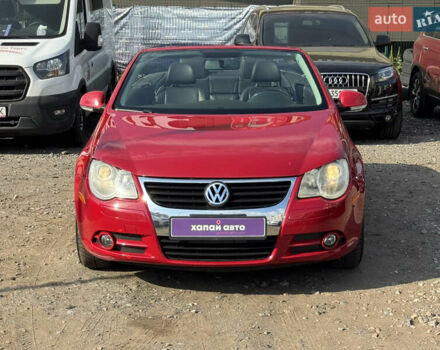 Красный Фольксваген Эос, объемом двигателя 1.98 л и пробегом 97 тыс. км за 9999 $, фото 2 на Automoto.ua