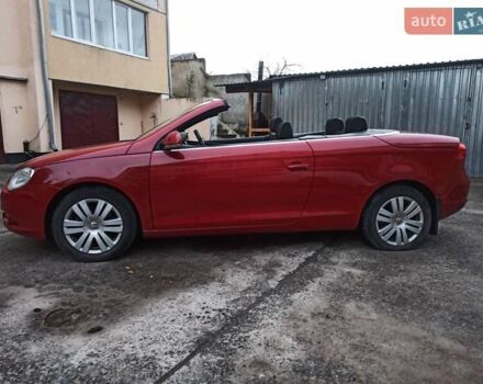 Красный Фольксваген Эос, объемом двигателя 2 л и пробегом 192 тыс. км за 5600 $, фото 7 на Automoto.ua