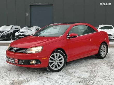Красный Фольксваген Эос, объемом двигателя 2 л и пробегом 126 тыс. км за 9500 $, фото 1 на Automoto.ua