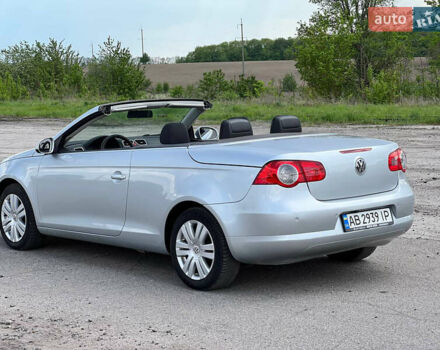 Фольксваген Эос, объемом двигателя 2 л и пробегом 250 тыс. км за 5700 $, фото 14 на Automoto.ua