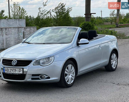 Фольксваген Эос, объемом двигателя 2 л и пробегом 250 тыс. км за 5700 $, фото 12 на Automoto.ua