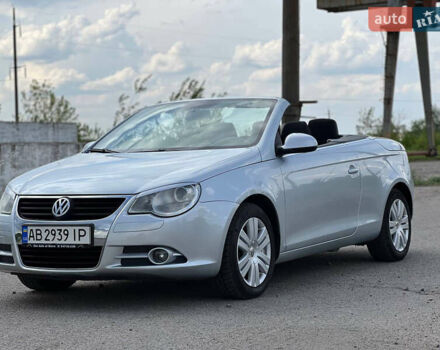 Фольксваген Эос, объемом двигателя 2 л и пробегом 250 тыс. км за 5700 $, фото 3 на Automoto.ua