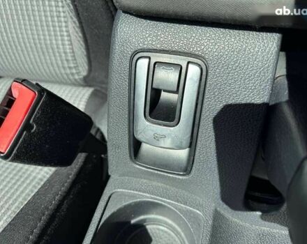 Фольксваген Эос, объемом двигателя 2 л и пробегом 255 тыс. км за 5590 $, фото 18 на Automoto.ua