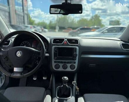 Фольксваген Эос, объемом двигателя 2 л и пробегом 255 тыс. км за 5590 $, фото 26 на Automoto.ua