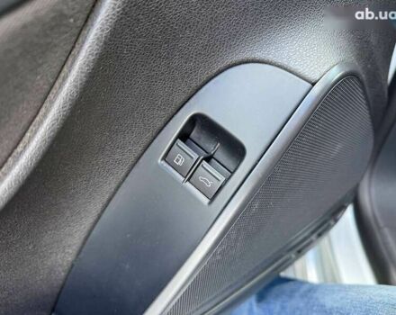 Фольксваген Эос, объемом двигателя 2 л и пробегом 255 тыс. км за 5590 $, фото 22 на Automoto.ua