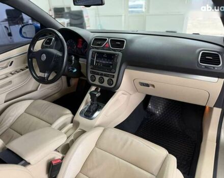 Фольксваген Еос, об'ємом двигуна 2 л та пробігом 213 тис. км за 7490 $, фото 21 на Automoto.ua