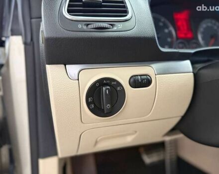 Фольксваген Еос, об'ємом двигуна 2 л та пробігом 213 тис. км за 7490 $, фото 27 на Automoto.ua