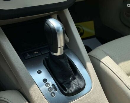 Фольксваген Эос, объемом двигателя 2 л и пробегом 132 тыс. км за 9999 $, фото 11 на Automoto.ua