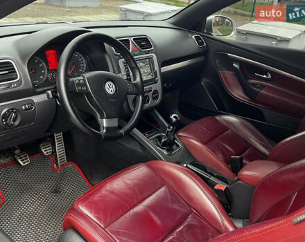 Серый Фольксваген Эос, объемом двигателя 1.98 л и пробегом 238 тыс. км за 4300 $, фото 11 на Automoto.ua