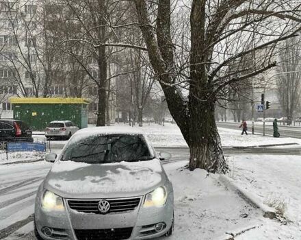 Серый Фольксваген Эос, объемом двигателя 1.98 л и пробегом 255 тыс. км за 6556 $, фото 2 на Automoto.ua
