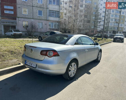 Фольксваген Эос 2008 в Коломые на Automoto.ua Серый Фольксваген Эос, объемом двигателя 2 л и пробегом 100 тыс. км за 7500 $, фото 4 на Automoto.ua