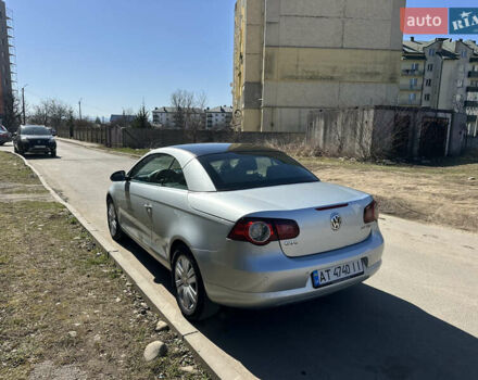 Фольксваген Эос 2008 в Коломые на Automoto.ua Серый Фольксваген Эос, объемом двигателя 2 л и пробегом 100 тыс. км за 7500 $, фото 6 на Automoto.ua