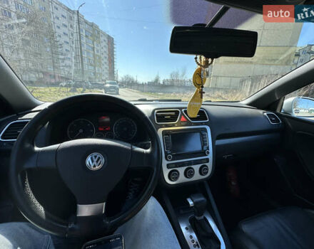 Фольксваген Эос 2008 в Коломые на Automoto.ua Серый Фольксваген Эос, объемом двигателя 2 л и пробегом 100 тыс. км за 7500 $, фото 7 на Automoto.ua