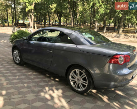 Сірий Фольксваген Еос, об'ємом двигуна 1.39 л та пробігом 132 тис. км за 7300 $, фото 5 на Automoto.ua