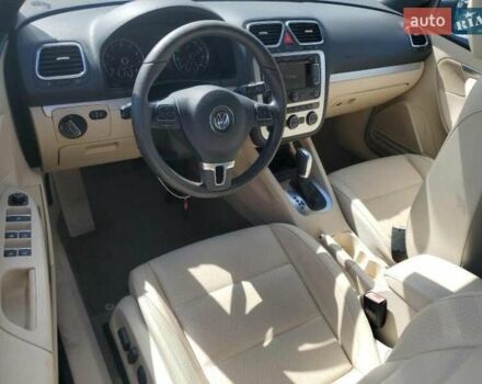Серый Фольксваген Эос, объемом двигателя 2 л и пробегом 97 тыс. км за 8500 $, фото 5 на Automoto.ua