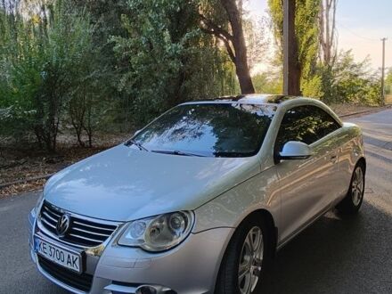 Фольксваген Эос 2008 в Каменское - Днепродзержинск на Automoto.ua Серый Фольксваген Эос, объемом двигателя 2 л и пробегом 150 тыс. км за 6500 $, фото 1 на Automoto.ua