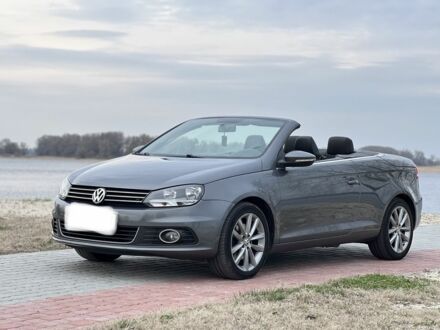 Фольксваген Еос 2011 у Черкасах на Automoto.ua Сірий Фольксваген Еос, об'ємом двигуна 2 л та пробігом 100 тис. км за 14000 $, фото 1 на Automoto.ua